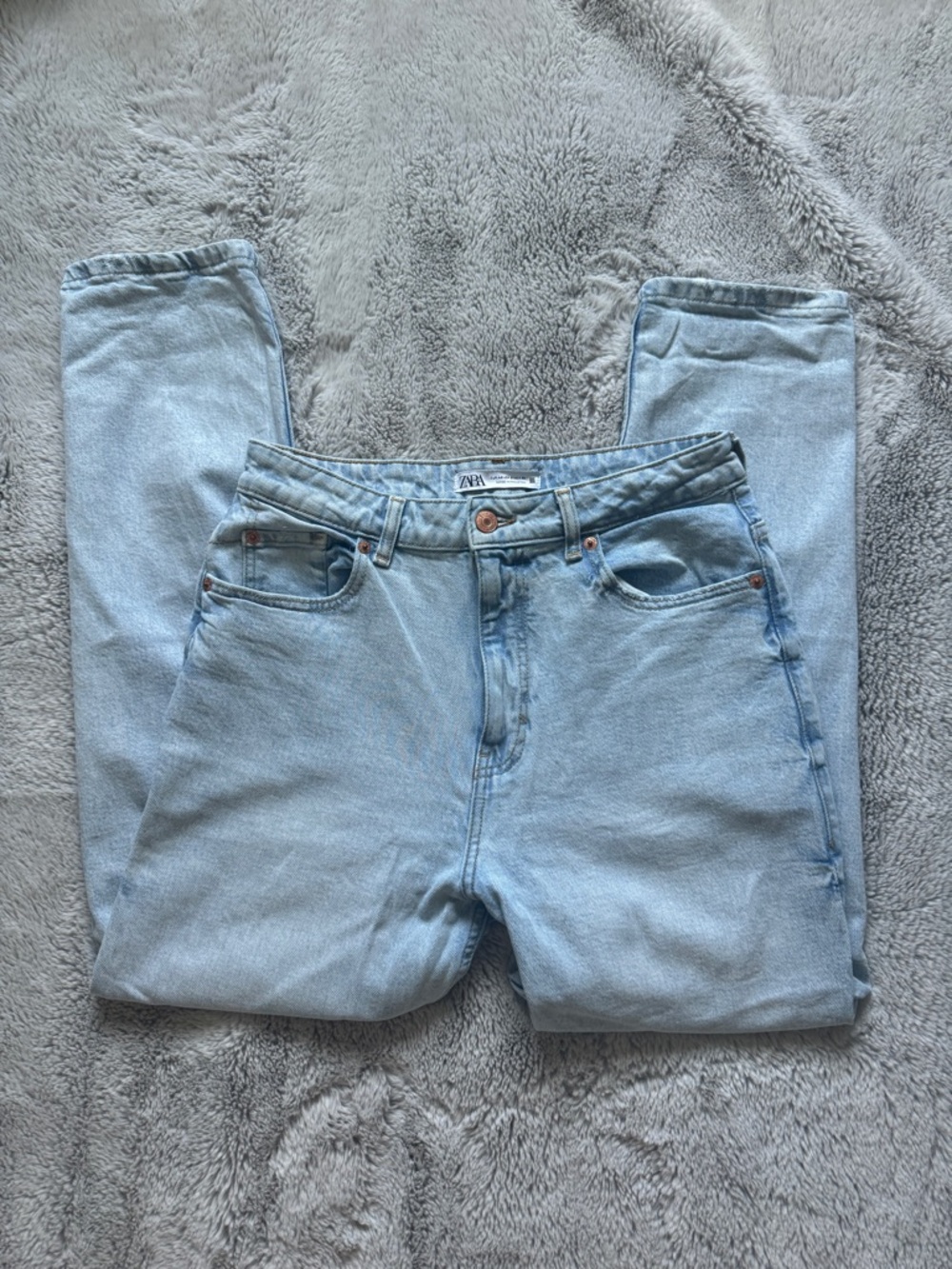 Zara Light Wash Straight Leg Jeans